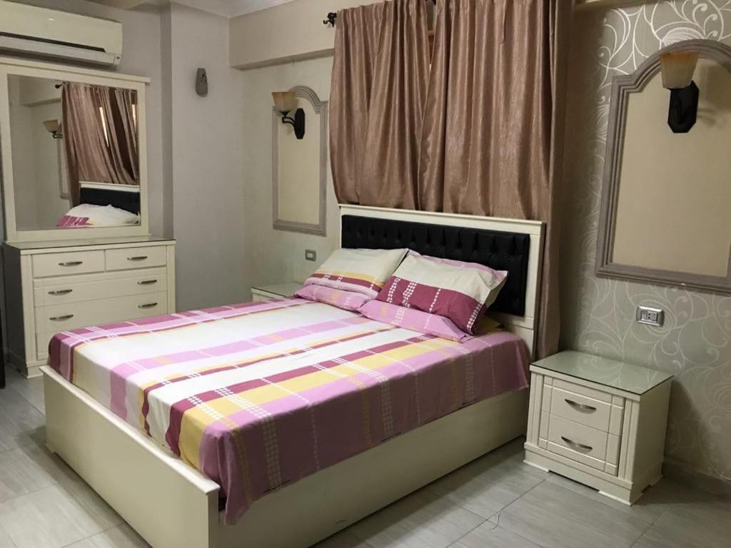 Royal Palace Apartment 5 Stars Cairo Exterior photo